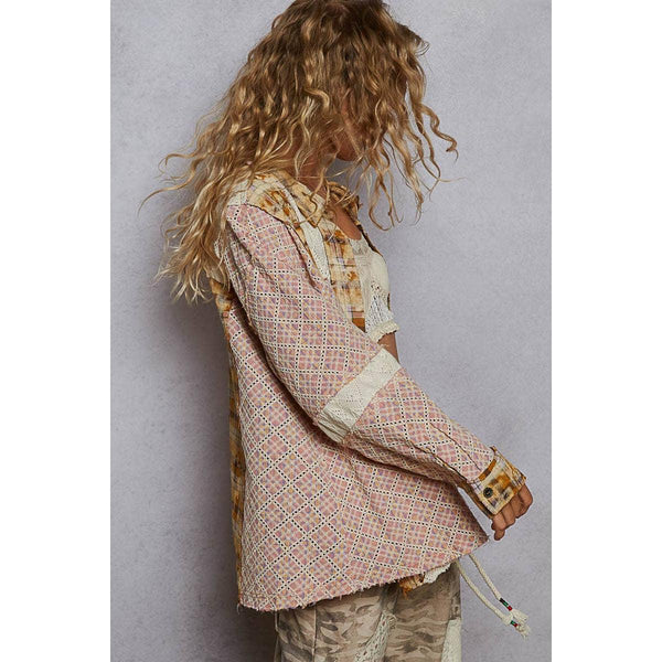 Oversized long sleeve lace contrast shirt in plaid