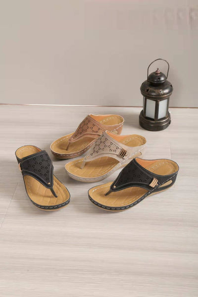 Hollow-out Pattern Flip-flops Wedge Sandals: Brown
