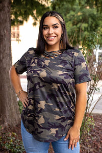 Camo Short Sleeve Top with Curved Hem Relaxed Fit, Caged Neck