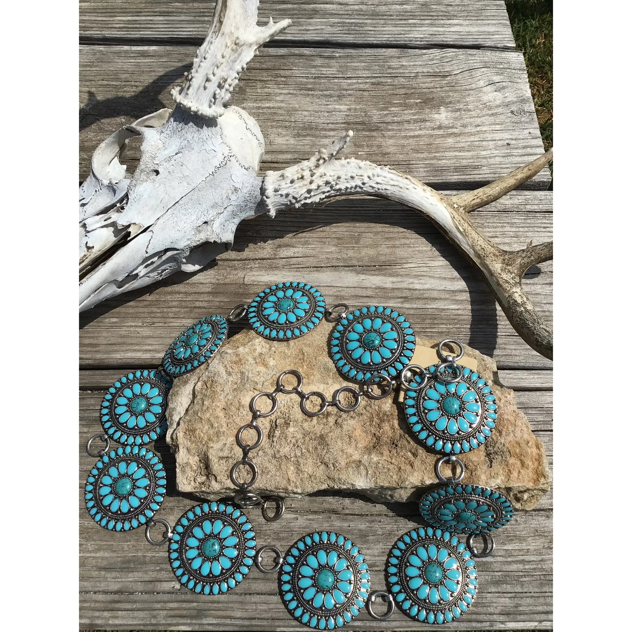 Round Concho W Turquoise Inlay