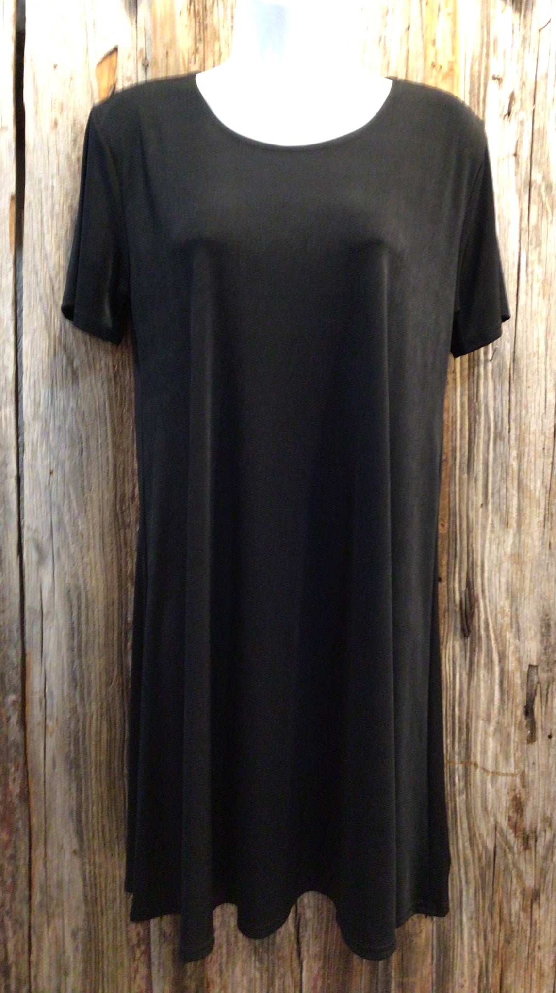 Short Sleeve, Round-Neckline Dress, Black